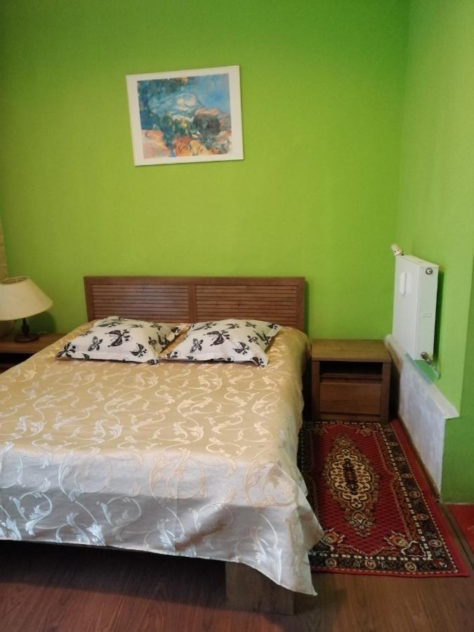 Hotel Rares Botoșani Bagian luar foto
